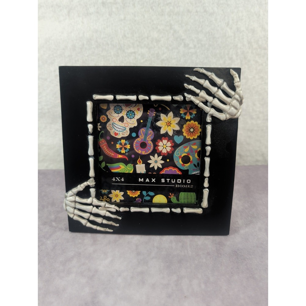 Max Studio Home Black Gothic Skeleton Hands Picture Frame Baroque Style 4x4 Pic